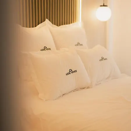 Azure Homes Apartman *
