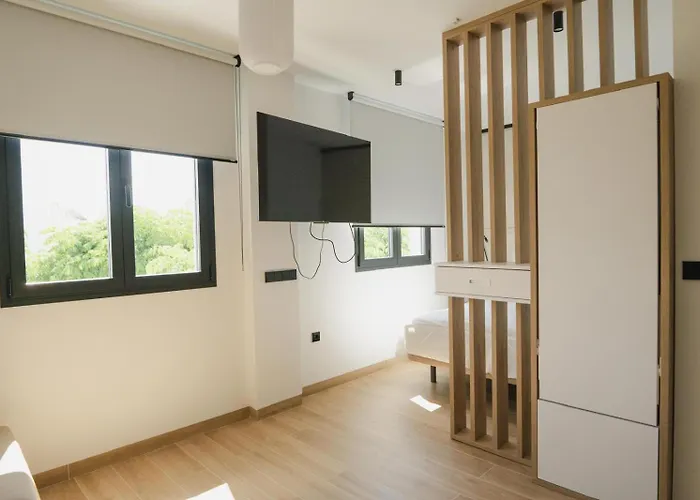 아파트 Azure Homes