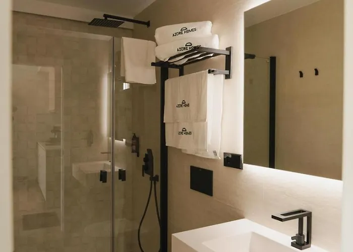 Apartment Azure Homes *